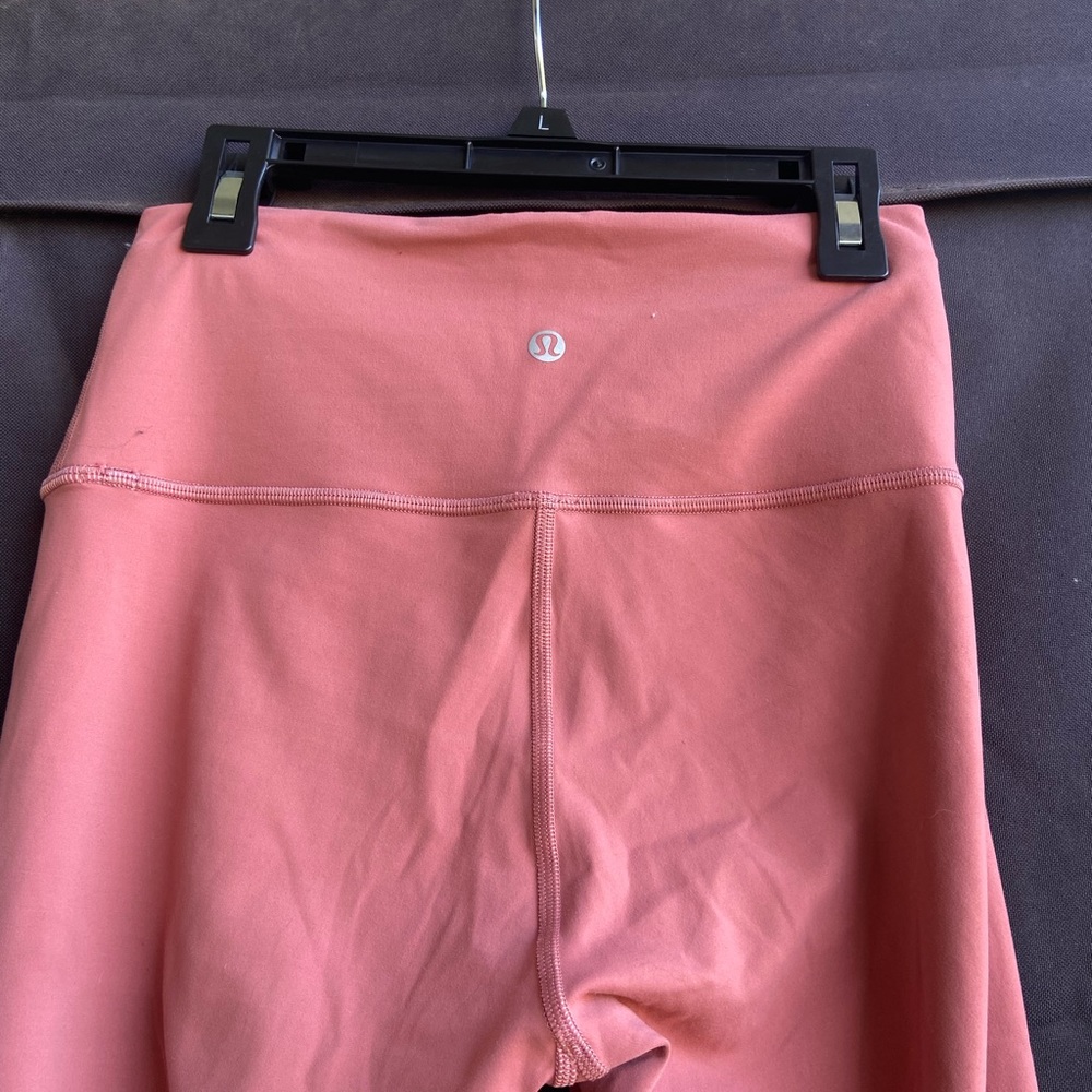 LuluLemon Wunder Train 25” Legging in Salmon - No Pockets. Like new!